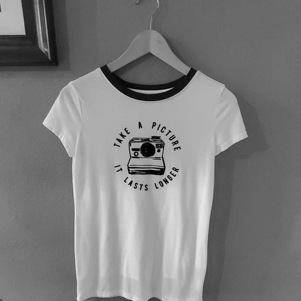 Short sleeve graphic t-shirt